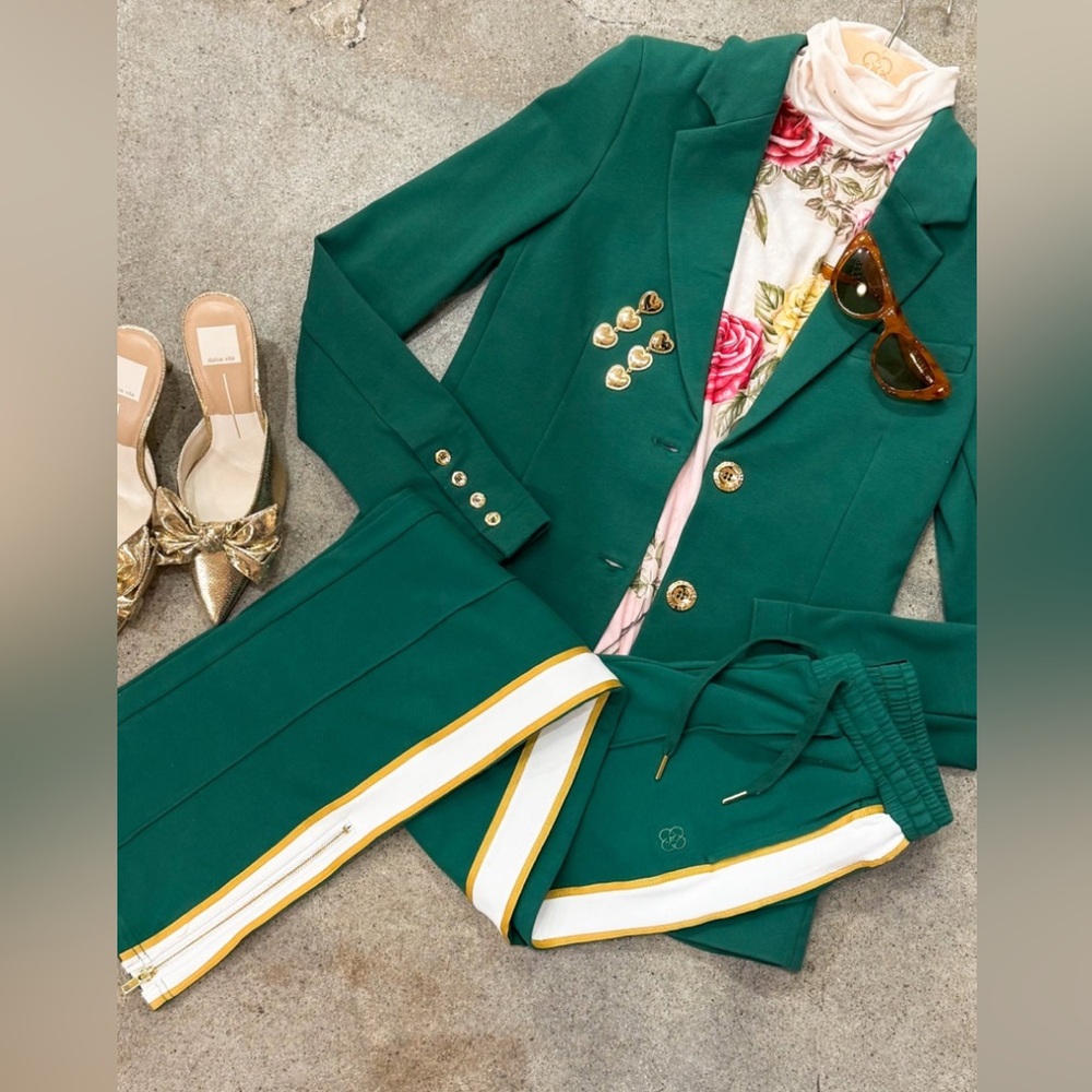 Care Tucker Morrison Blazer Ivy Green Gold Buttons.